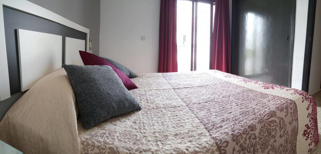 Hostal Ocana Manilva Eksteriør bilde